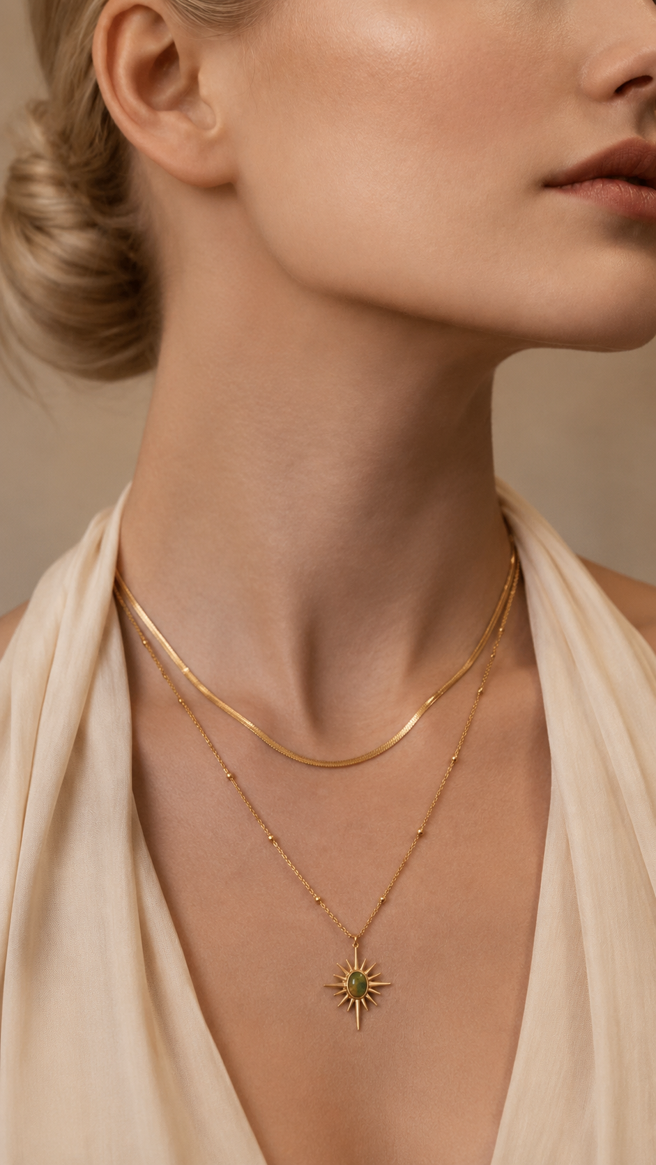 GLORIASAA gold layered necklaces