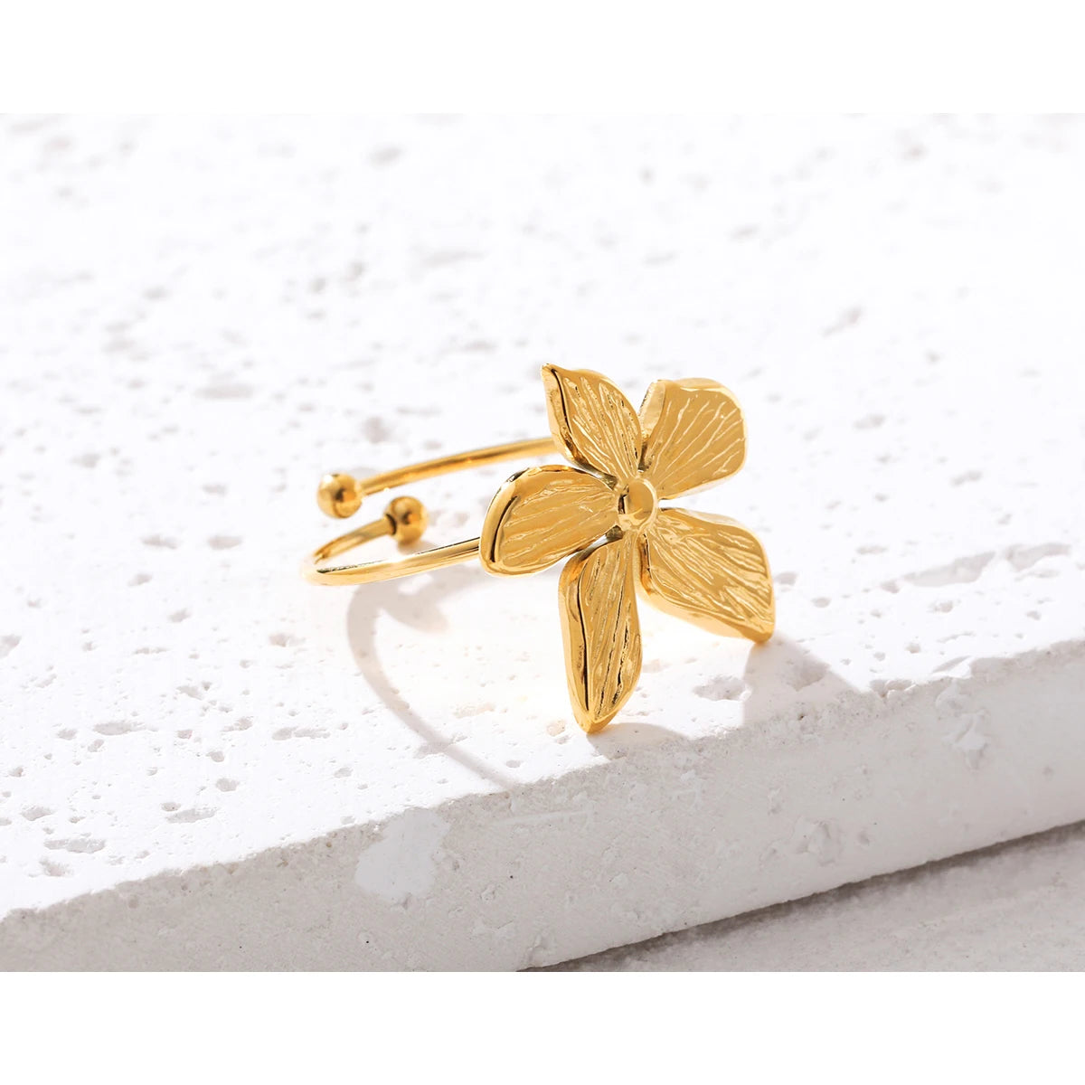 YACHAN Trendy Irregular Flower Stainless Steel Rings for Women Vintage Adjustable 18K Gold Plated Tarnish Free Chic Jewelry