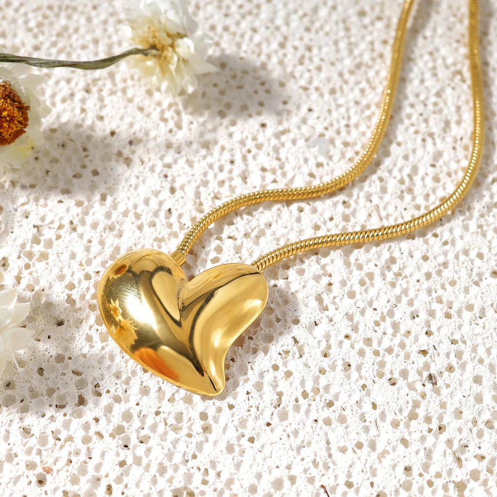 YACHAN Irregular Heart Pendant Necklace for Women PVD 18K Gold Plated Glossy Waterproof High Quality Trendy Jewelry