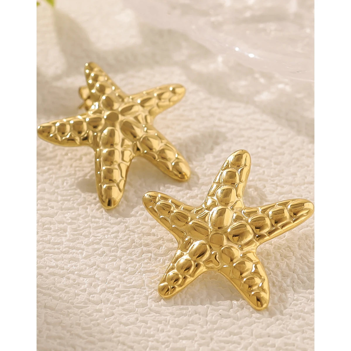 YACHAN Irregular Star Drop Earrings for Women Creative Metal Starfish 18K Gold Plated Statement Waterproof Jewelry