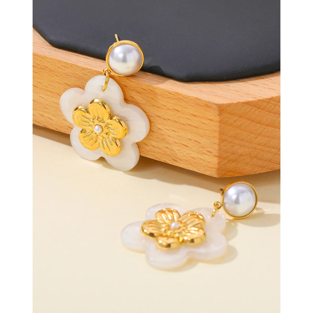 YACHAN New in 18K Gold Plated Stainless Steel Drop Earrings for Women Acrylic Flower Pearl Luxury Jewelry Waterproof