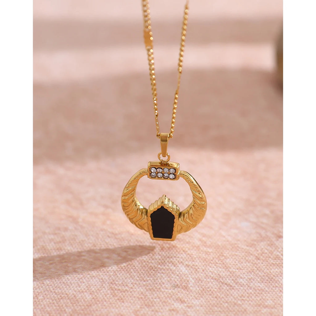 YACHAN 18K Gold Plated Stainless Steel Pendant Necklace for Women Exquisite Chic High Quality Trendy Jewelry