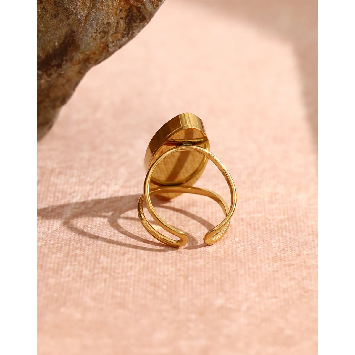 YACHAN Vintage Luxury Natural Stone Stainless Steel Ring for Women Blue Charm 18K Gold Plated Trendy Waterproof Jewelry