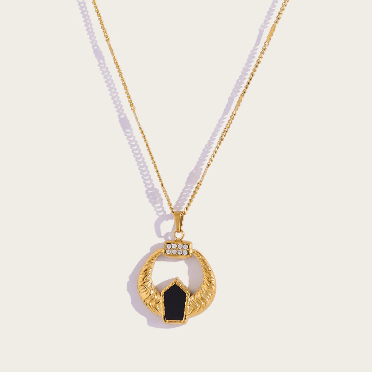 YACHAN 18K Gold Plated Stainless Steel Pendant Necklace for Women Exquisite Chic High Quality Trendy Jewelry
