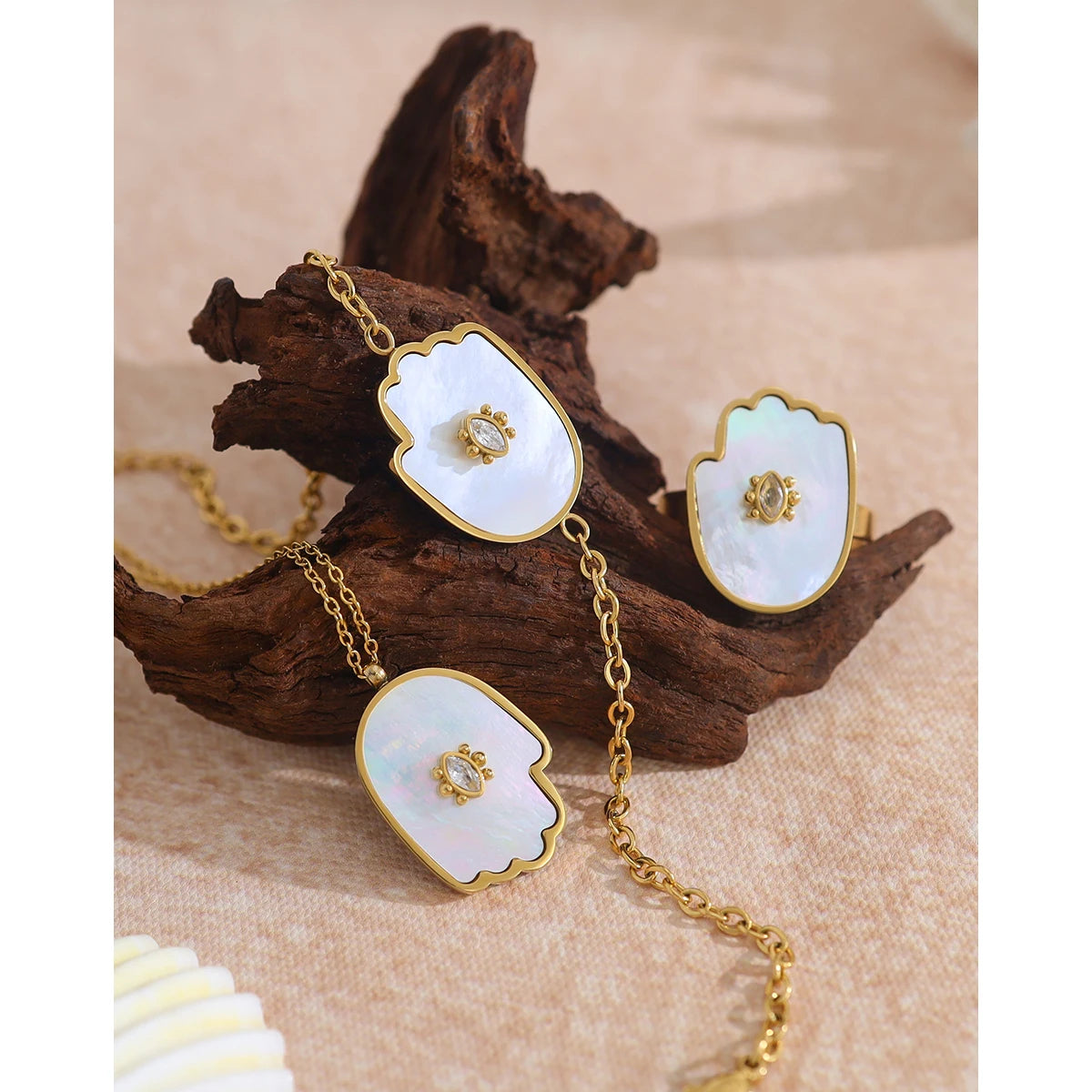 YACHAN Trendy Shell Crystal Charm Stainless Steel Necklace Bracelet Ring for Women 18K Gold Plated Jewelry Set Waterproof