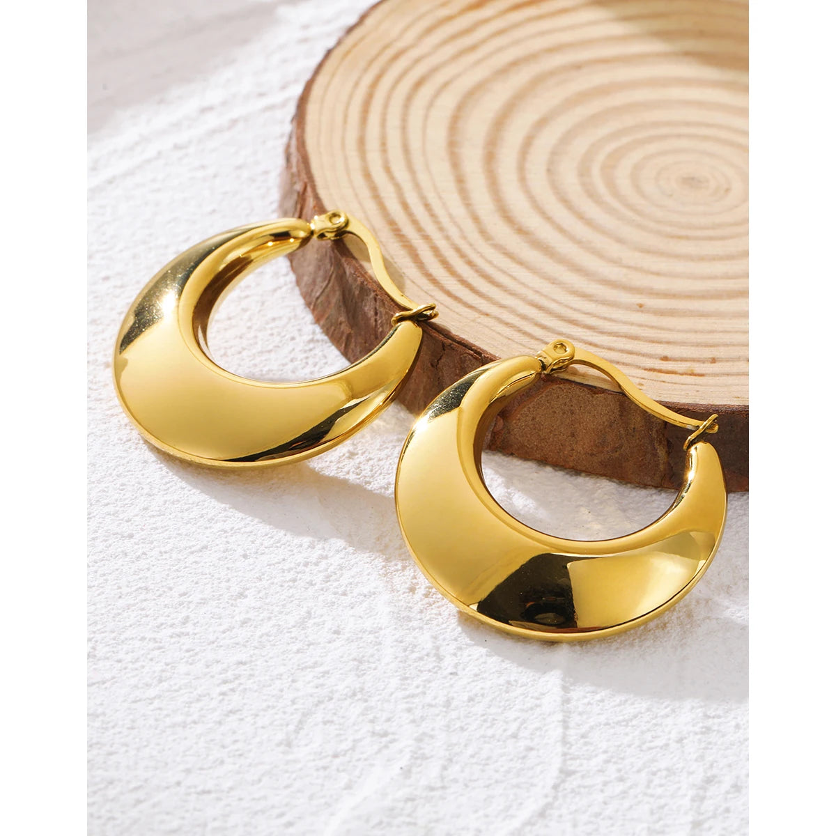 YACHAN 18K Gold Plated Chunky Stainless Steel Hoop Earrings for Women Minimalist Glossy Tarnish Free Metallic Jewelry