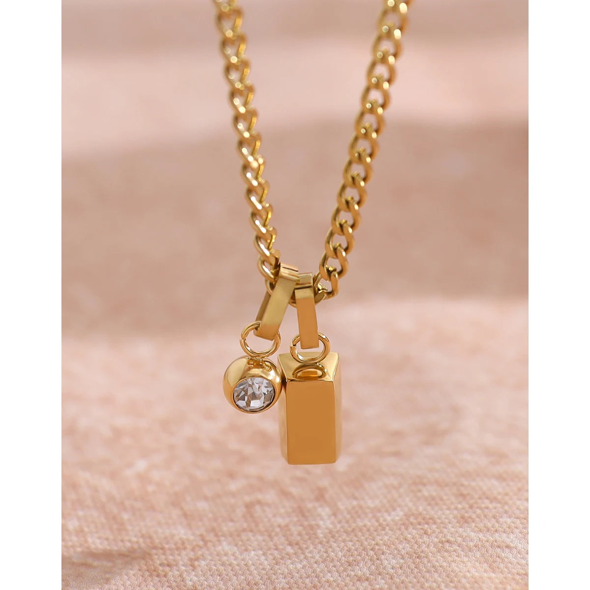 YACHAN 18K Gold Plated Metal Solid Stainless Steel Pendant Necklace for Women Thick Charm Trendy Tarnish Free Jewelry