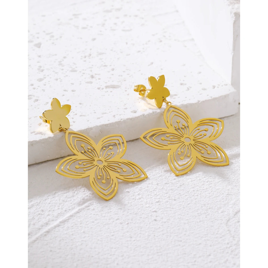 YACHAN PVD 18K Gold Plated Stainless Steel Drop Earrings for Women Vintage Flower Hollow Chic Dangle Earring Jewelry