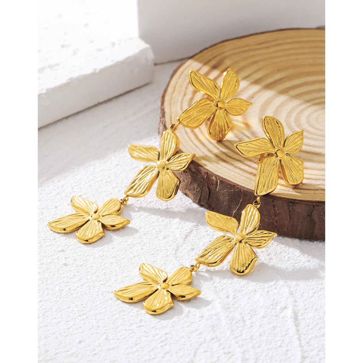 YACHAN 18K Gold Plated Stainless Steel Long Drop Earrings for Women Irregular Flowers Dangle Earring Vintage Jewelry