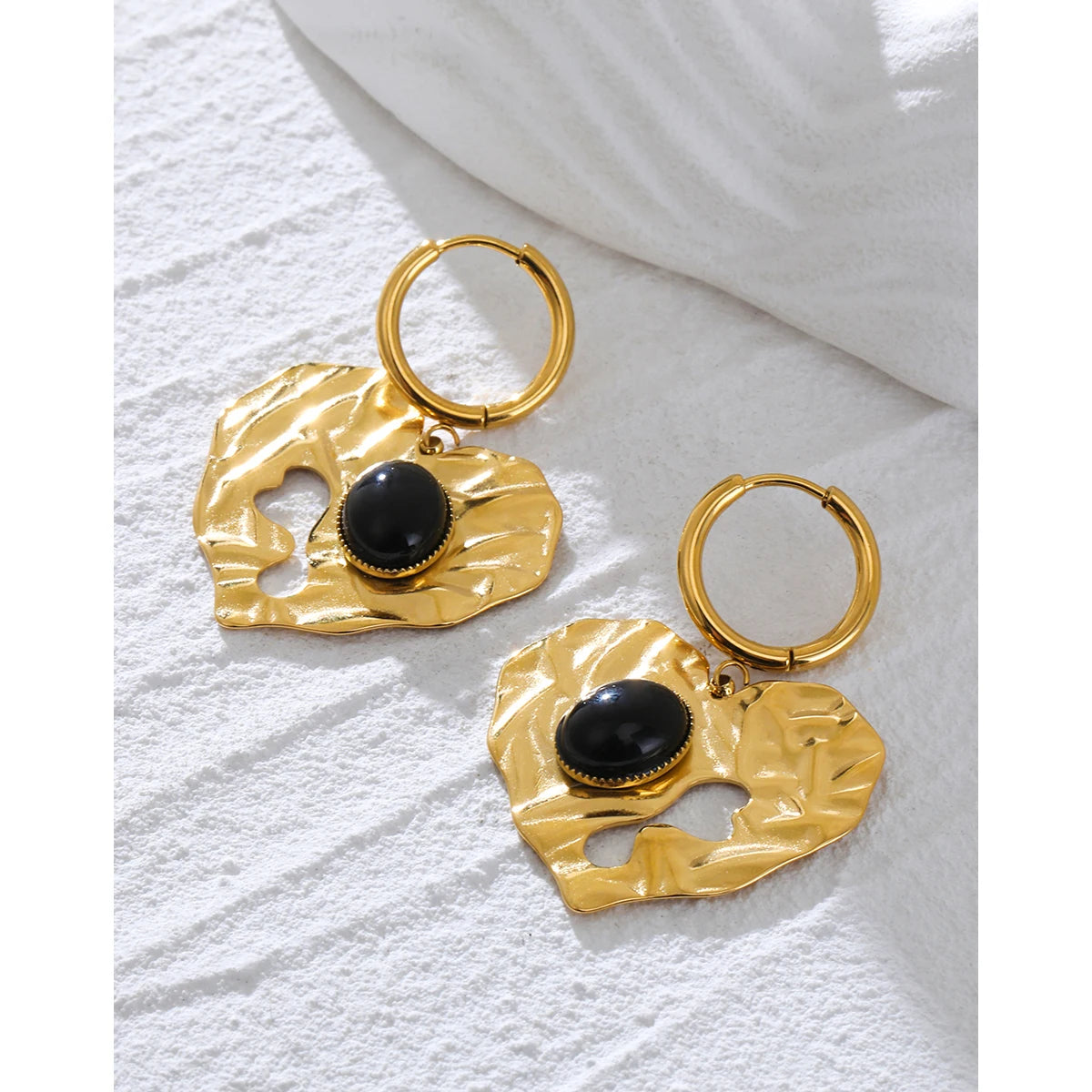 YACHAN Trendy Irregular Heart Drop Earrings for Women Chic Black Stone Huggie Earring Aesthetic Jewelry Waterproof