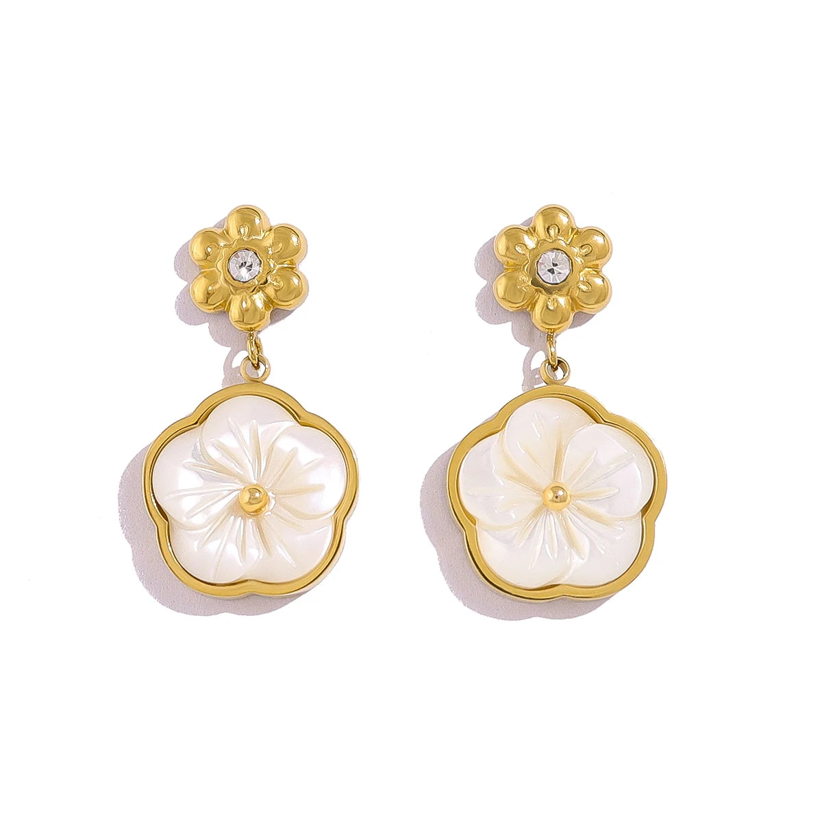 YACHAN White Shell Flower Series Stainless Steel Jewelry Earrings Ring Bracelet Necklace 18K Gold Plated Jewelry Sets Waterproof