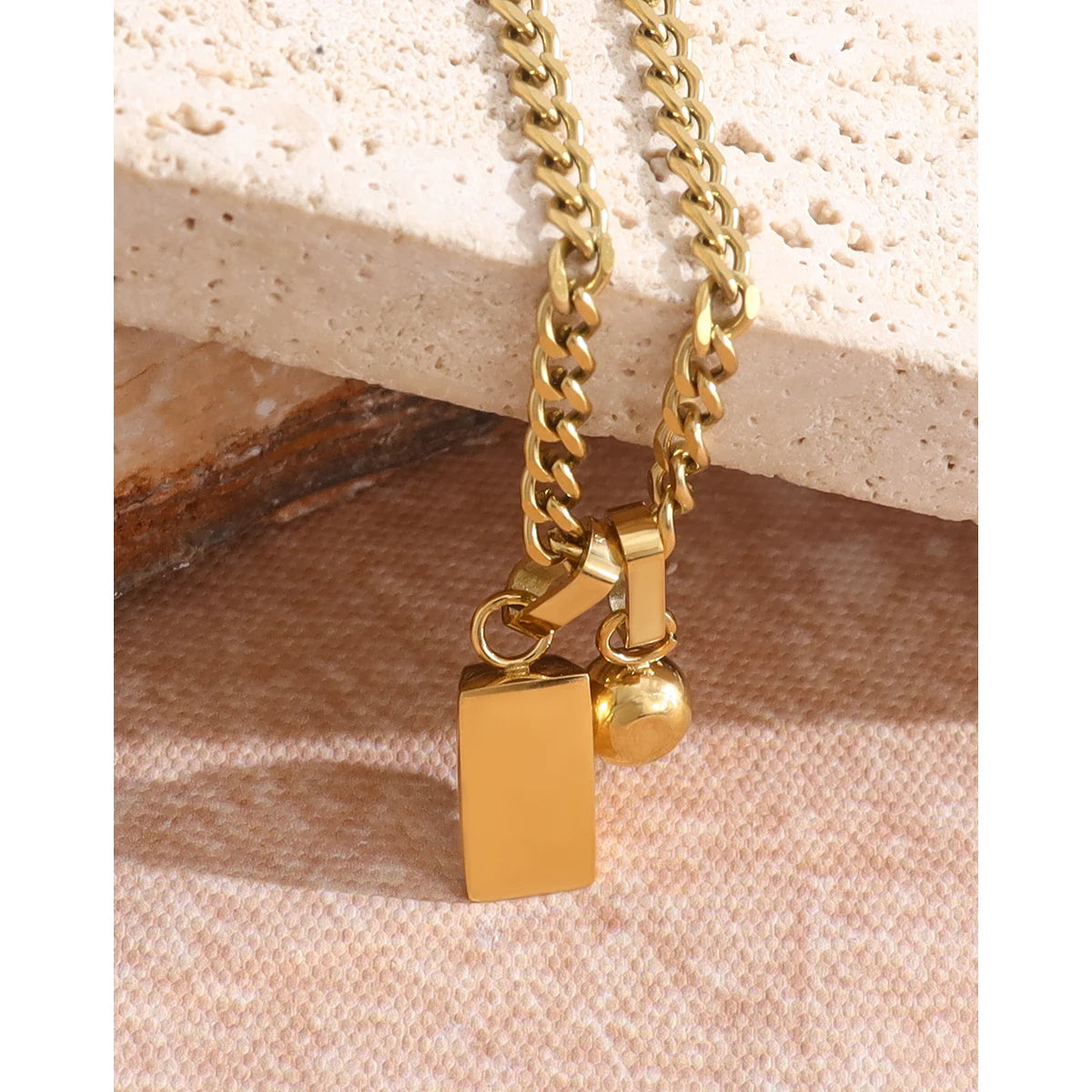 YACHAN 18K Gold Plated Metal Solid Stainless Steel Pendant Necklace for Women Thick Charm Trendy Tarnish Free Jewelry