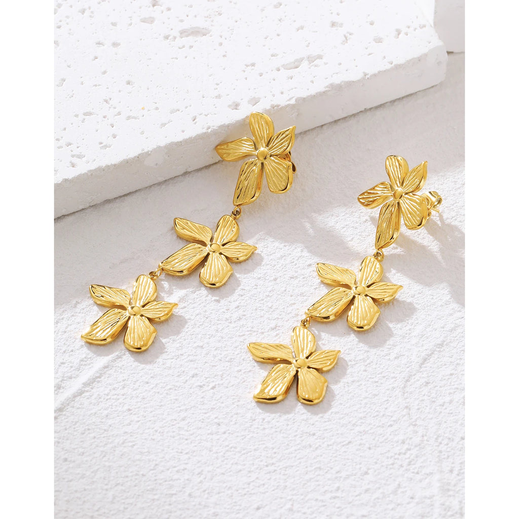 YACHAN 18K Gold Plated Stainless Steel Long Drop Earrings for Women Irregular Flowers Dangle Earring Vintage Jewelry