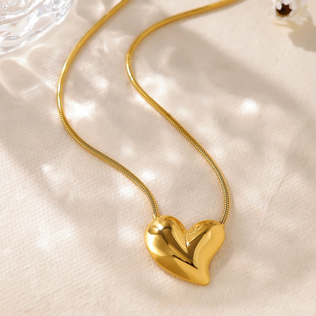 YACHAN Irregular Heart Pendant Necklace for Women PVD 18K Gold Plated Glossy Waterproof High Quality Trendy Jewelry
