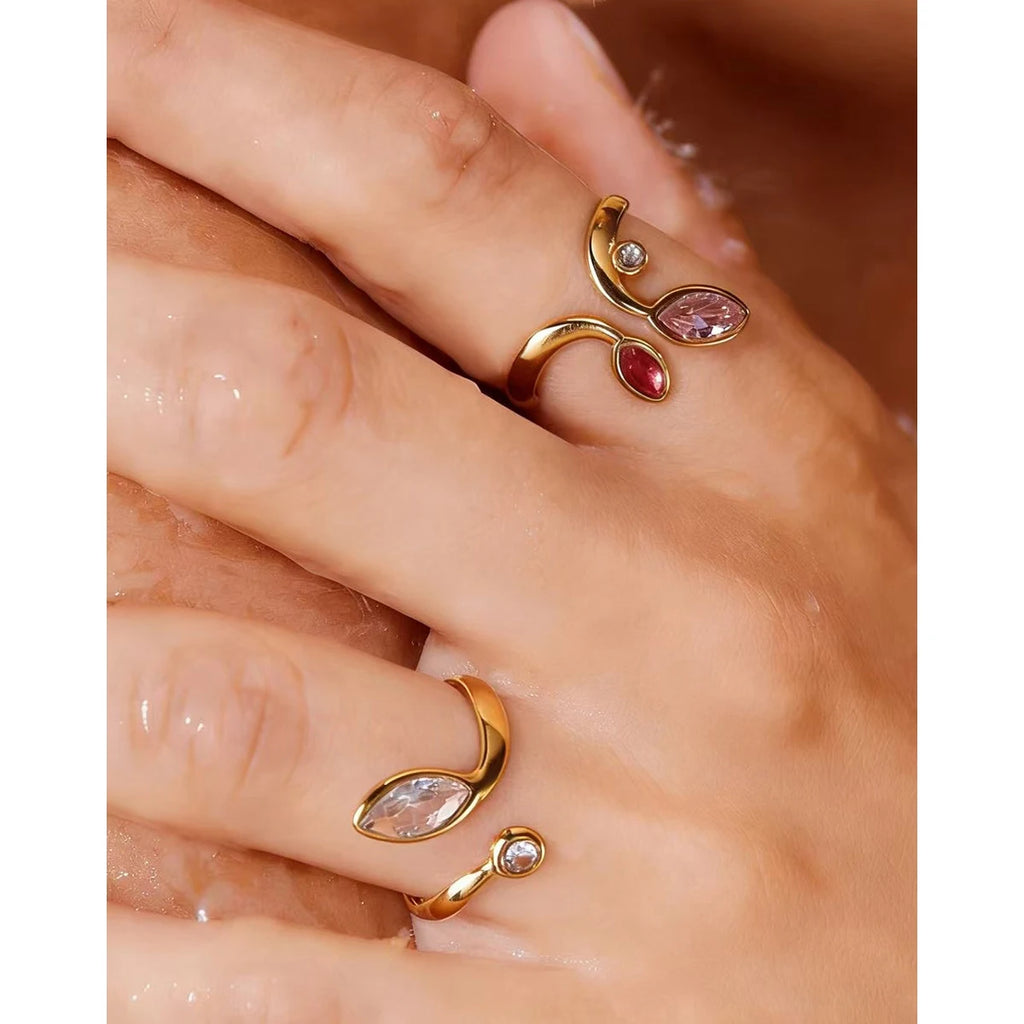 YACHAN New in Zircon Crystal Leaf Stainless Steel Rings for Women Chic Exquisite 18K Gold Plated Waterproof Jewelry