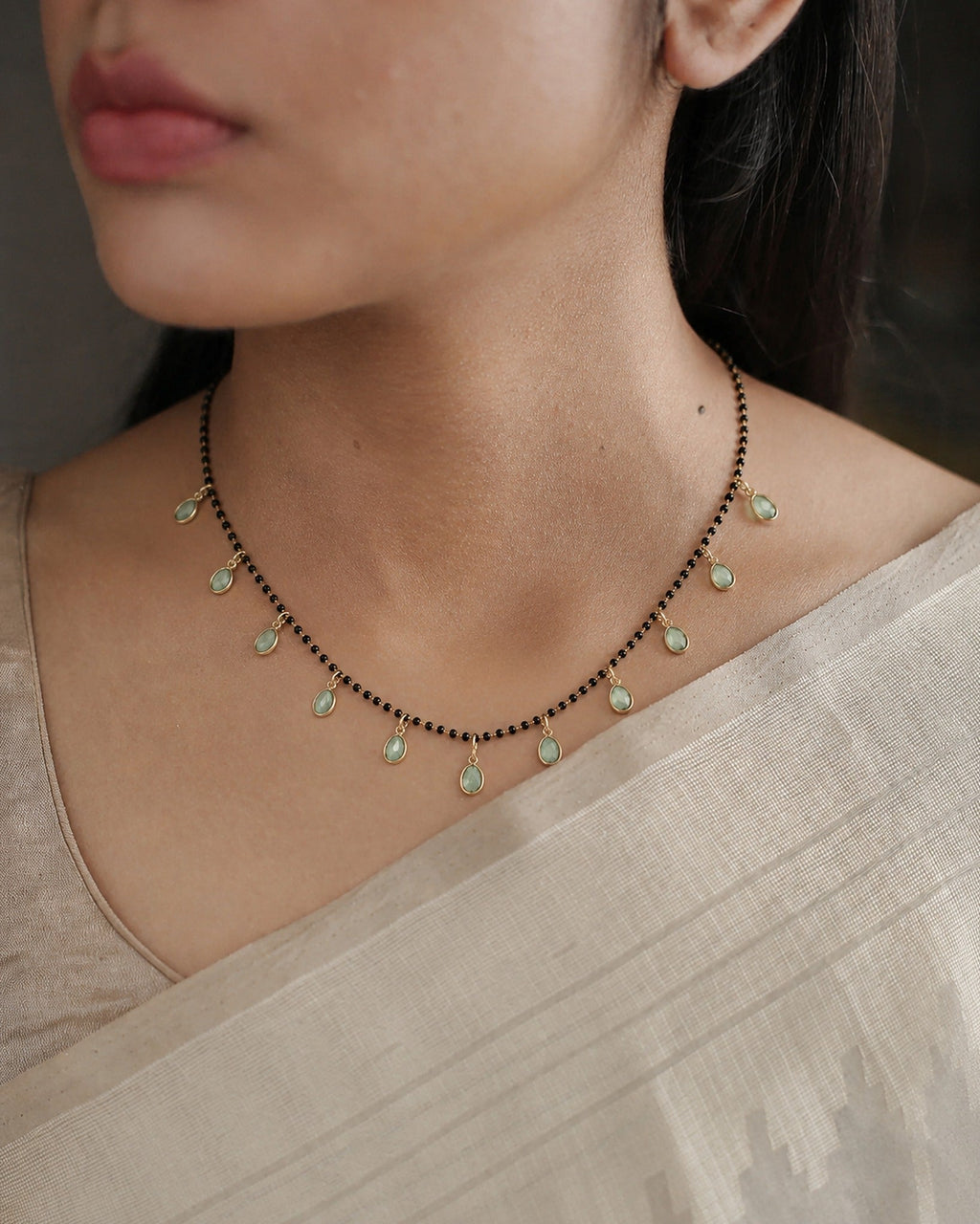 Black Bead Mint Drop Chain — GLORIASAA