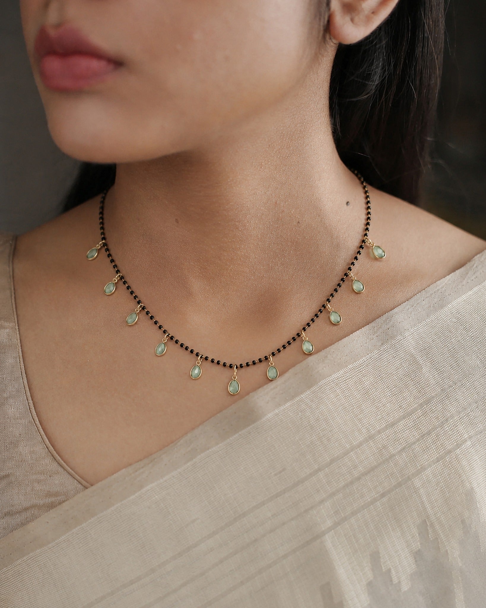Black Bead Mint Drop Chain — GLORIASAA