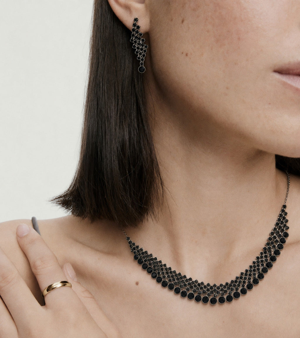 Black Lattice Collar Set — GLORIASAA