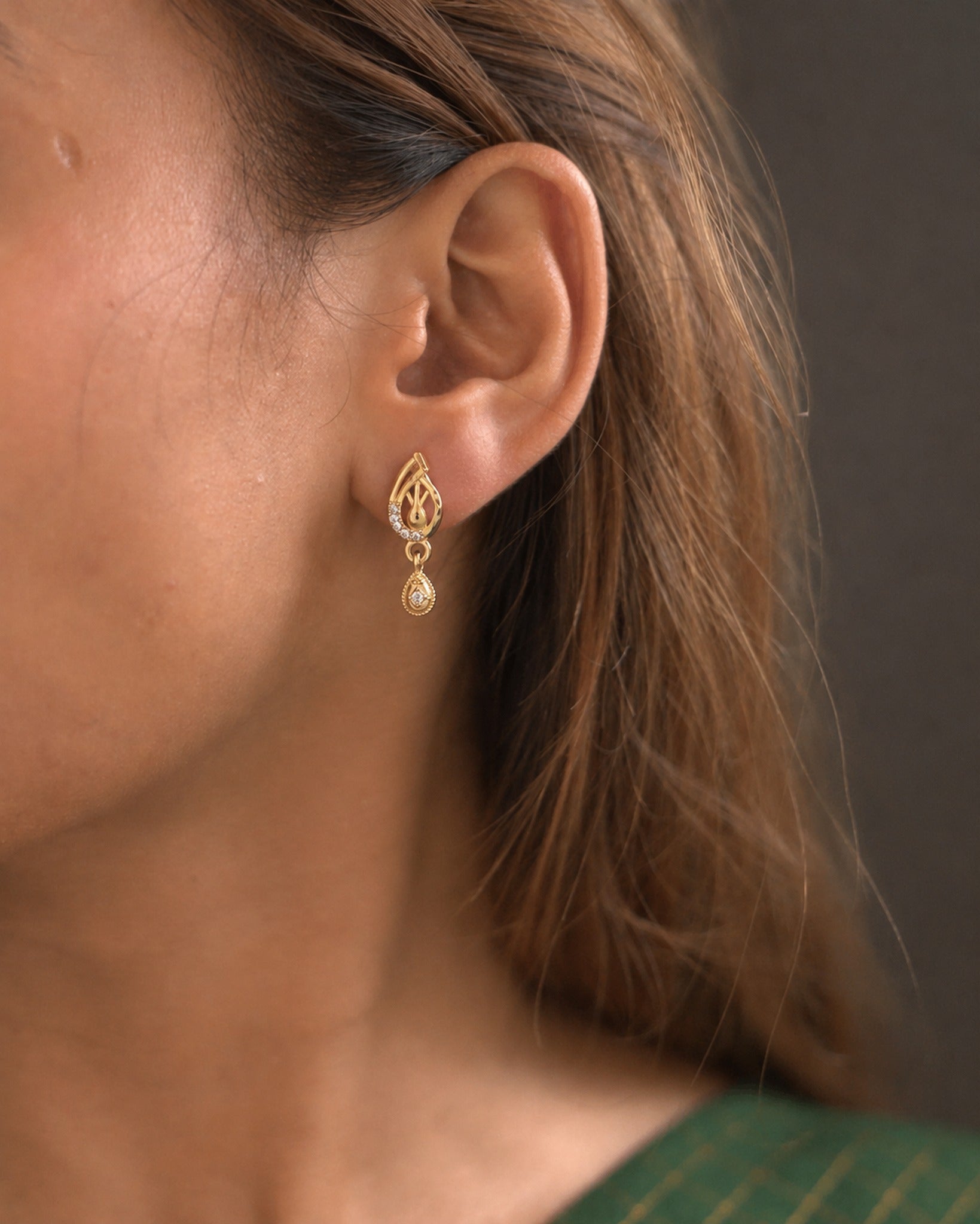 Crystal Flame Teardrop Earrings — GLORIASAA